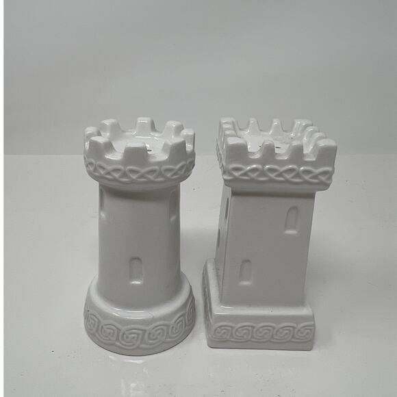 Russ Berrie Salt and Pepper Set White Castle Towers - Picture 1 of 3